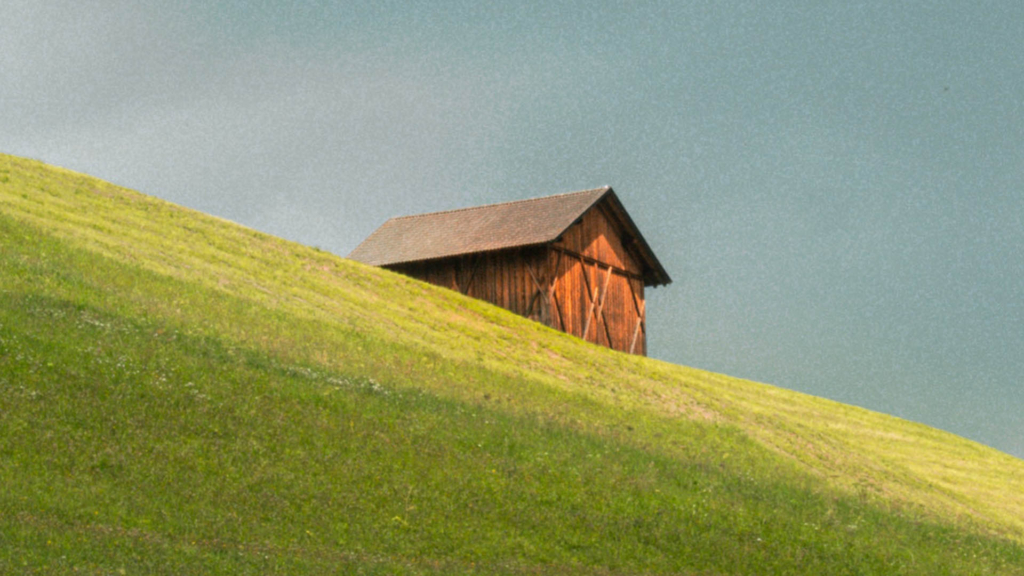 Zero Carbon House - La casa che produce energia e cibo